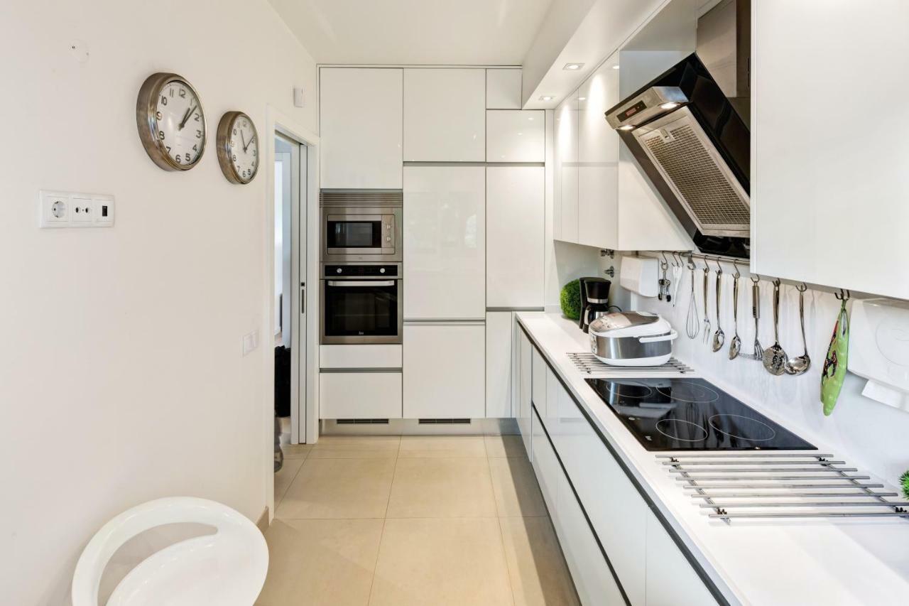 Luxurious T2 Apartment, Olhos Dagua Albufeira Exteriör bild